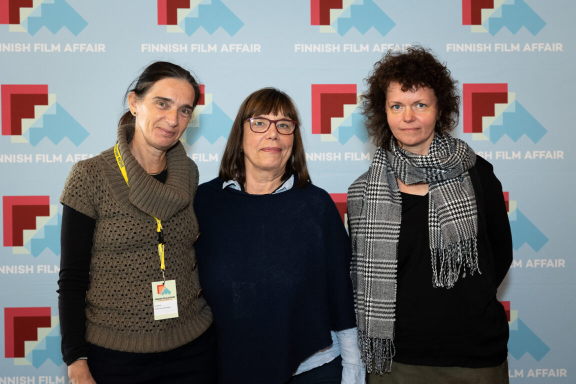 Ruotsin Media Deskin Ulrika Nisell, Kerstin Degerman ja Viron Media Deskin Anu Ernits Finnish Film Affair -tapahtumassa Helsingissä 2022. Kuva: Sami Sorasalmi / Finnish Film Affair.